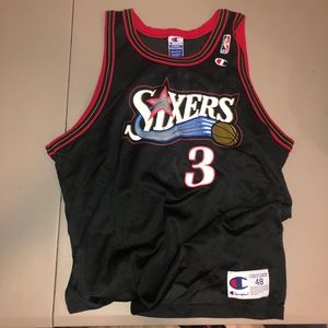 Vintage NBA Philadelphia 76ers Iverson Jersey